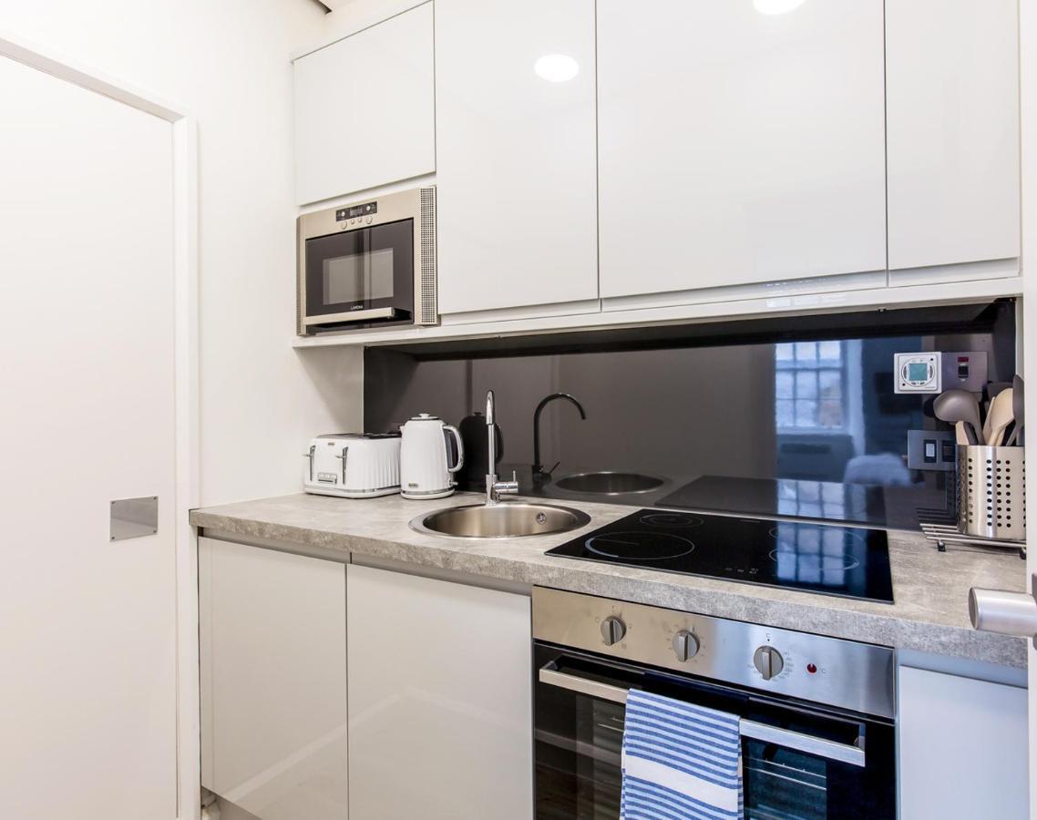 Modern Studio Next To Edinburgh Castle Apartman Kültér fotó